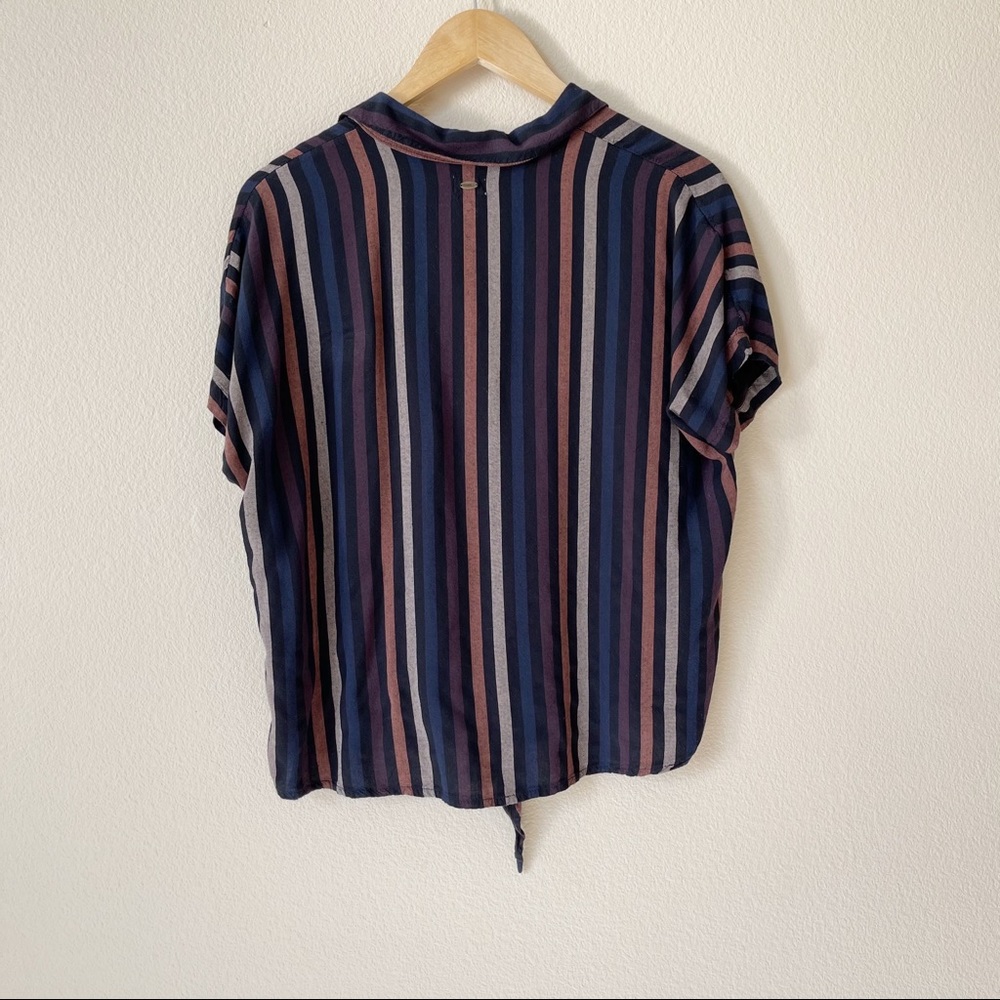 O’Neill Demi Stripe Shirt Button Up Tie Front XS - Picture 6 of 14